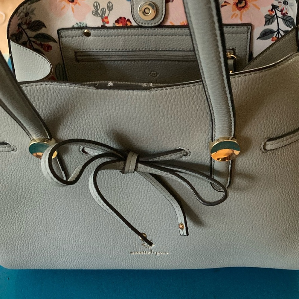 Purse. Like new Nanette Lepore vegan tote, magnetic closure, zippered pockets.